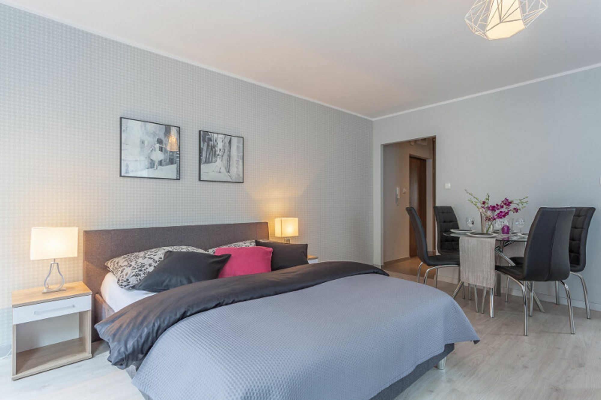 Absynt Apart Wierzbowa Vratislav Exteriér fotografie